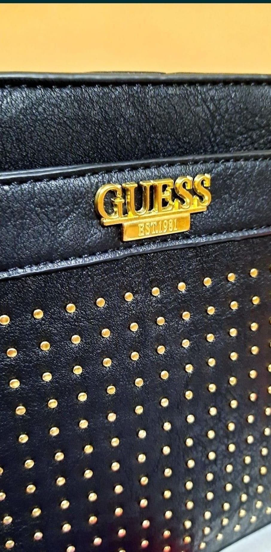 Torebka damska listonoszka Guess