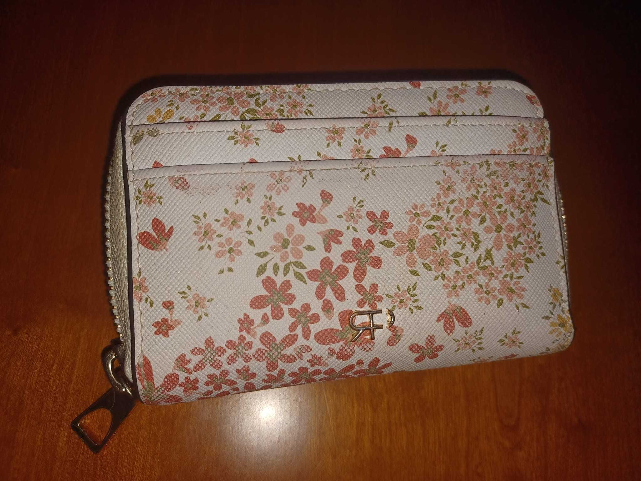 Carteira da floral da Parfois