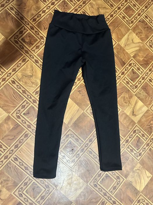 Продам теплі лосіни в рубчик для дівчики