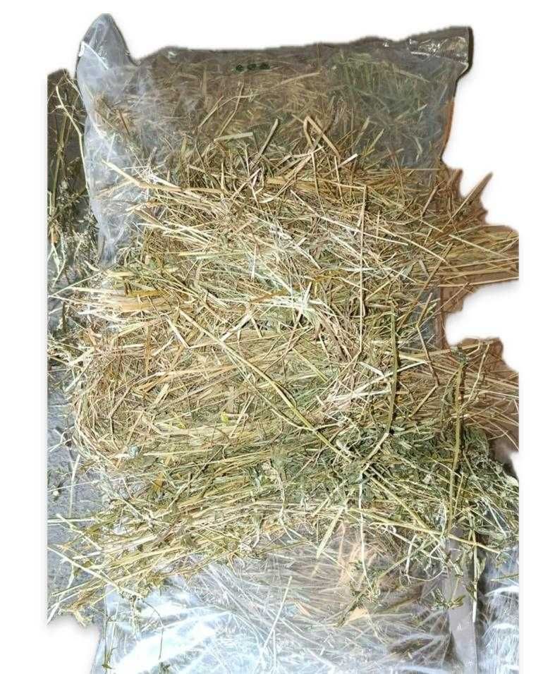 Saco 3 kg para roedores - Mistura Feno de Prado Natural & Luzerna