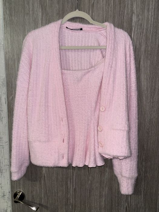 Ніжно-рожевий теплий костюм (юбка/кардиган)