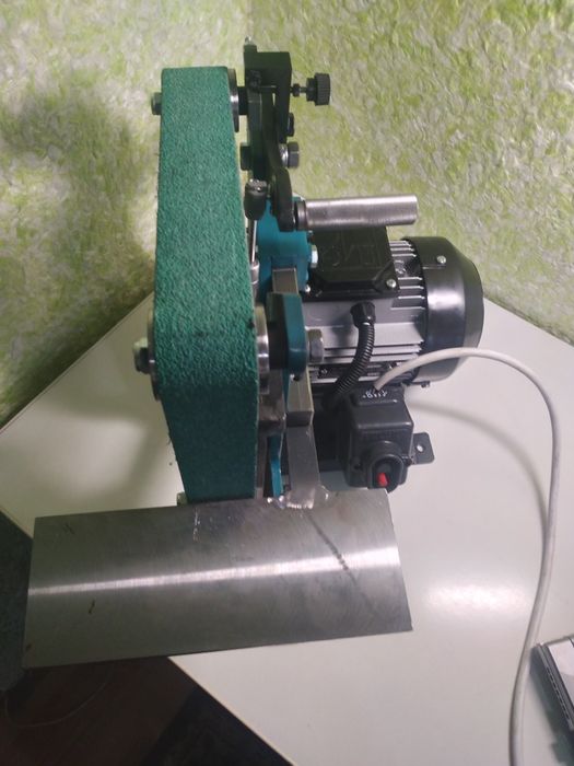 Гріндер стрічкошліфофалнии