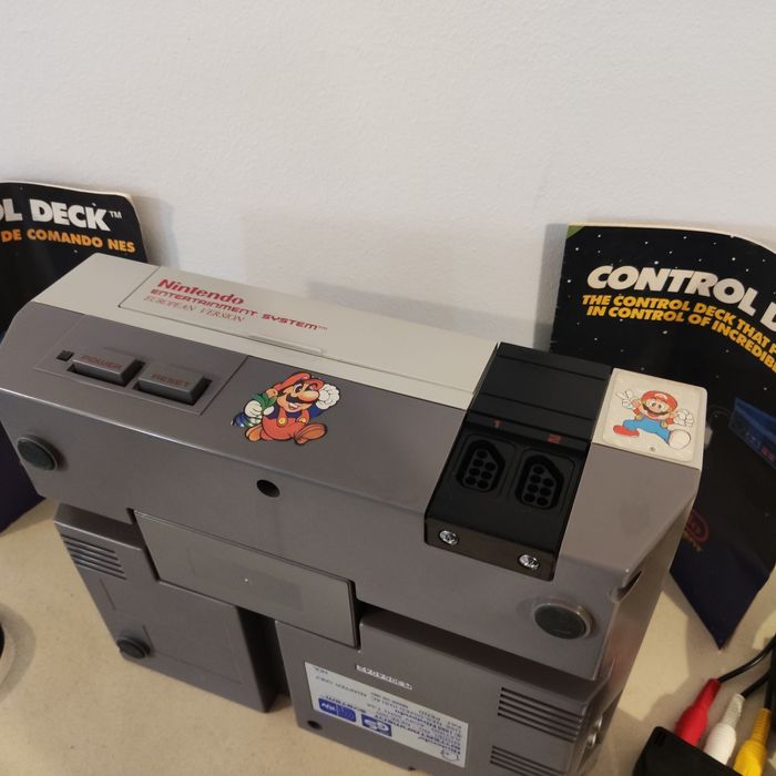 Consola Nintendo NES + acessórios - retro gaming