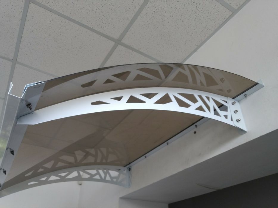 Навіс полікарбонатний захист дизайн двері вікна