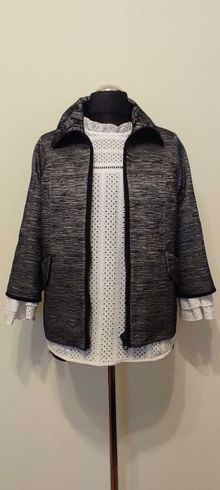 Elegancki żakiet z efektownym kołnierzem r.40