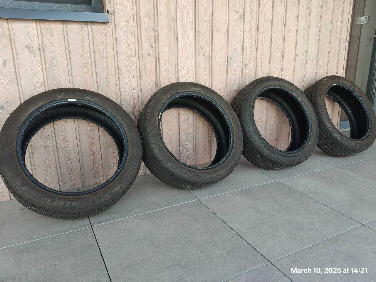 Goodyear Efficientgrip Performance 215/50 R19 93 T Oponeo