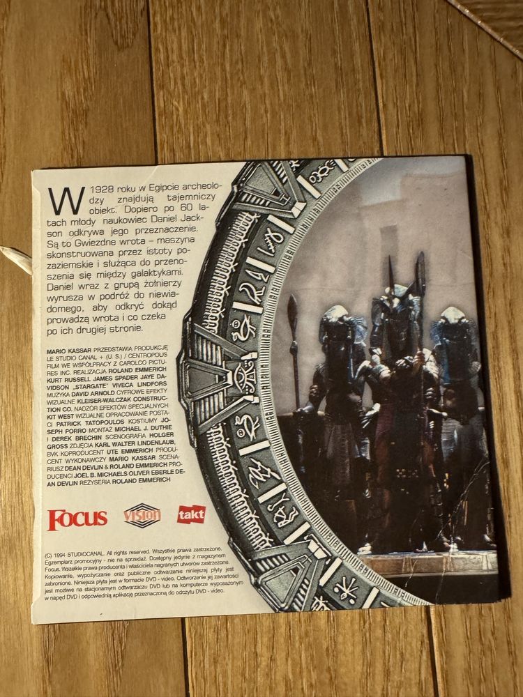 DVD z filmem gwiezdne wrota