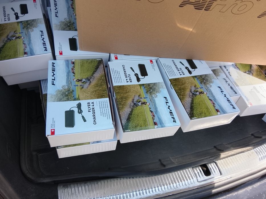 Nowa ładowarka roweru elektrycznego flyer,Panasonic,sib 2 stb
