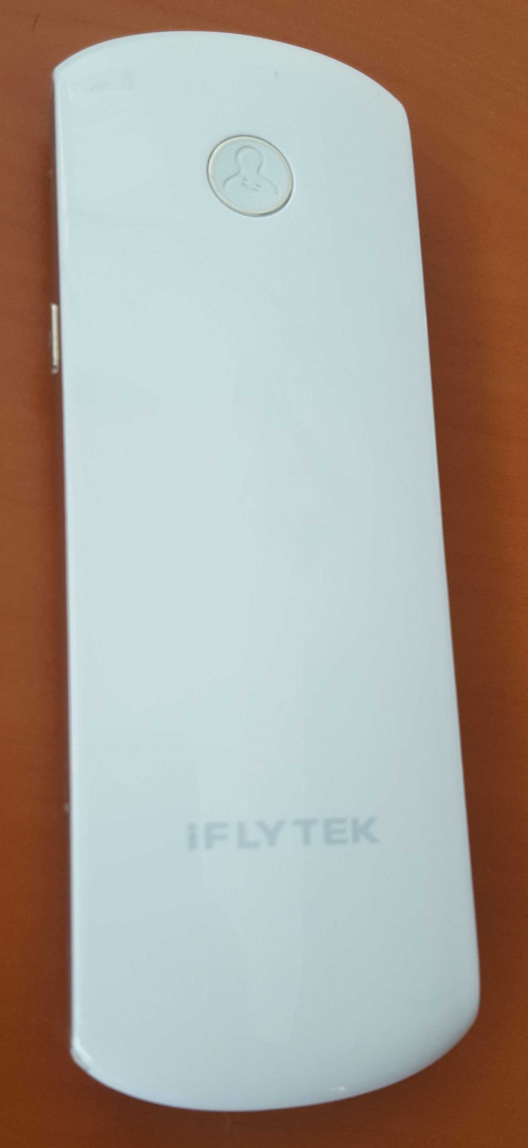 Tradutor iFLYTEK (Inglês-Japonês-Chinês)