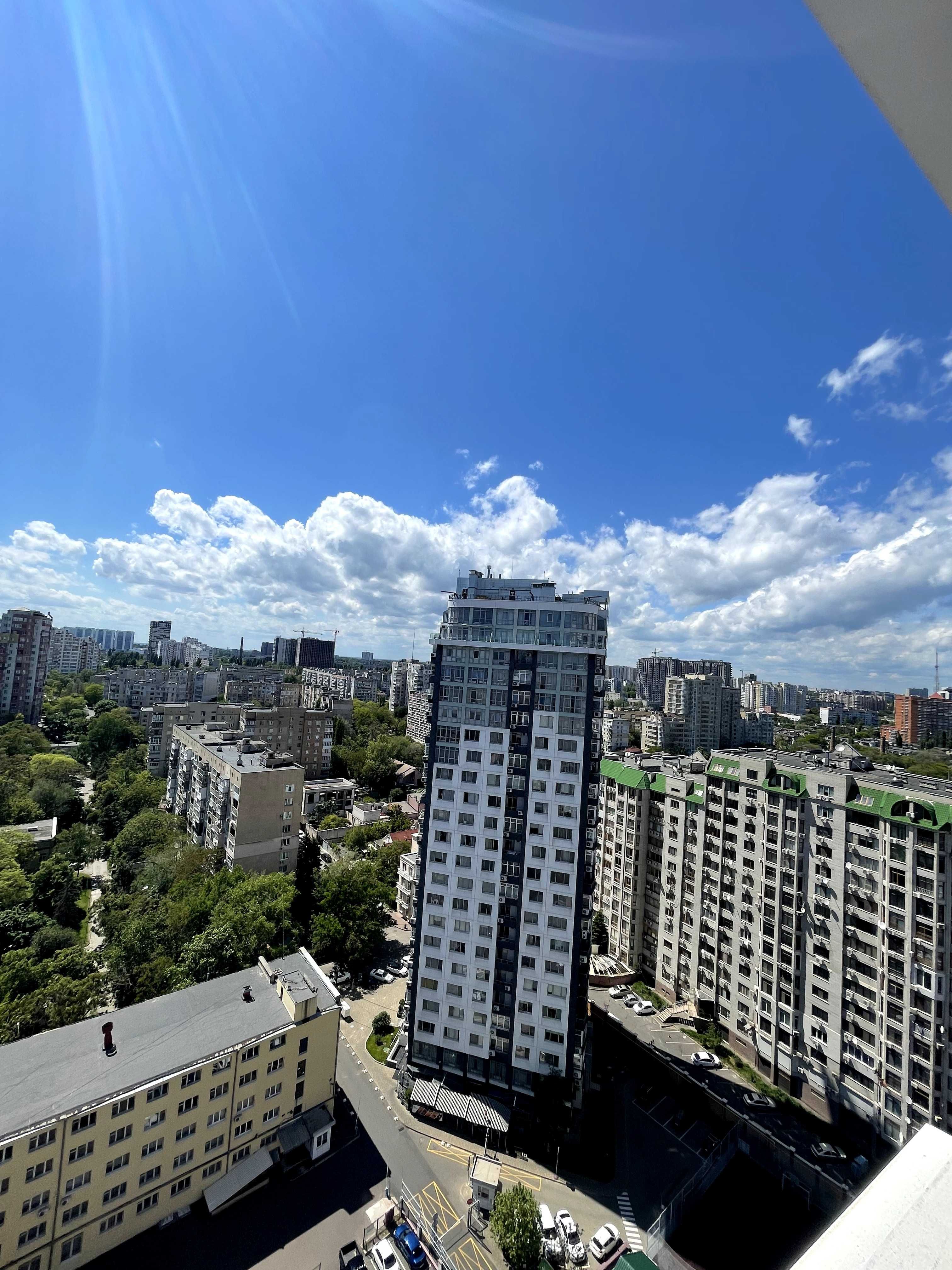 Продам 1 комн квартиру 49 м2 с ремонтом жк Гольфстрим в Одессе Аркадия