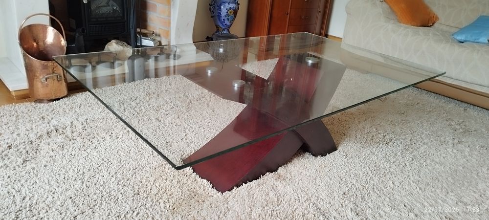 Mesa de sala em vidro