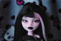 lalka monster high budget draculaura g3 ooak custom repaint