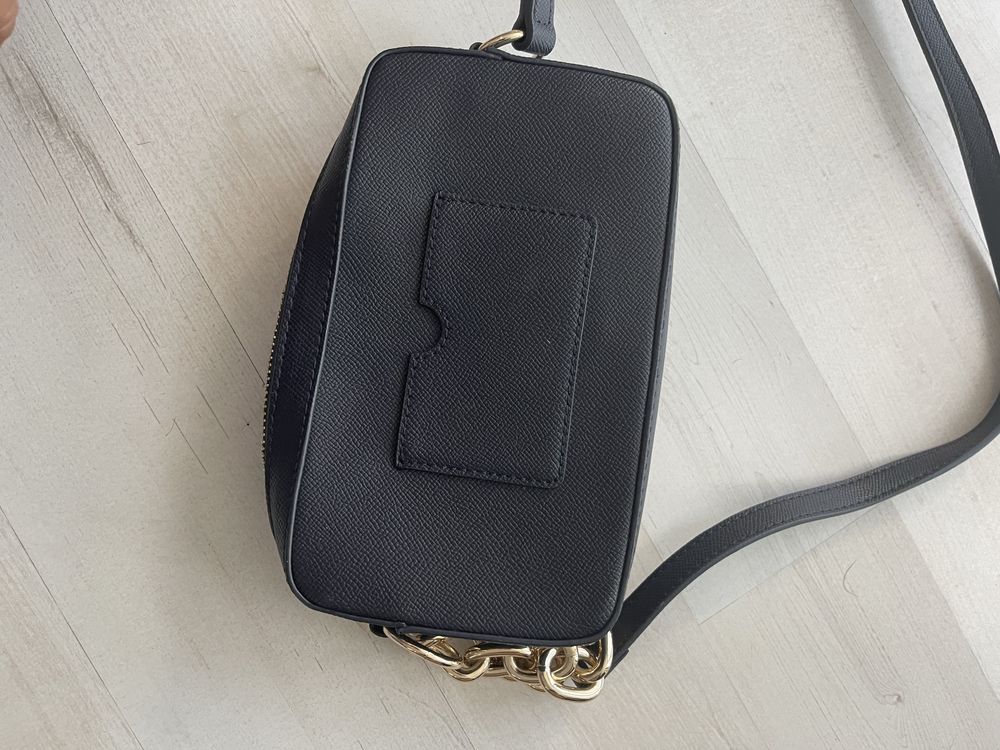 Torwbka firmy Tommy Hilfiger
