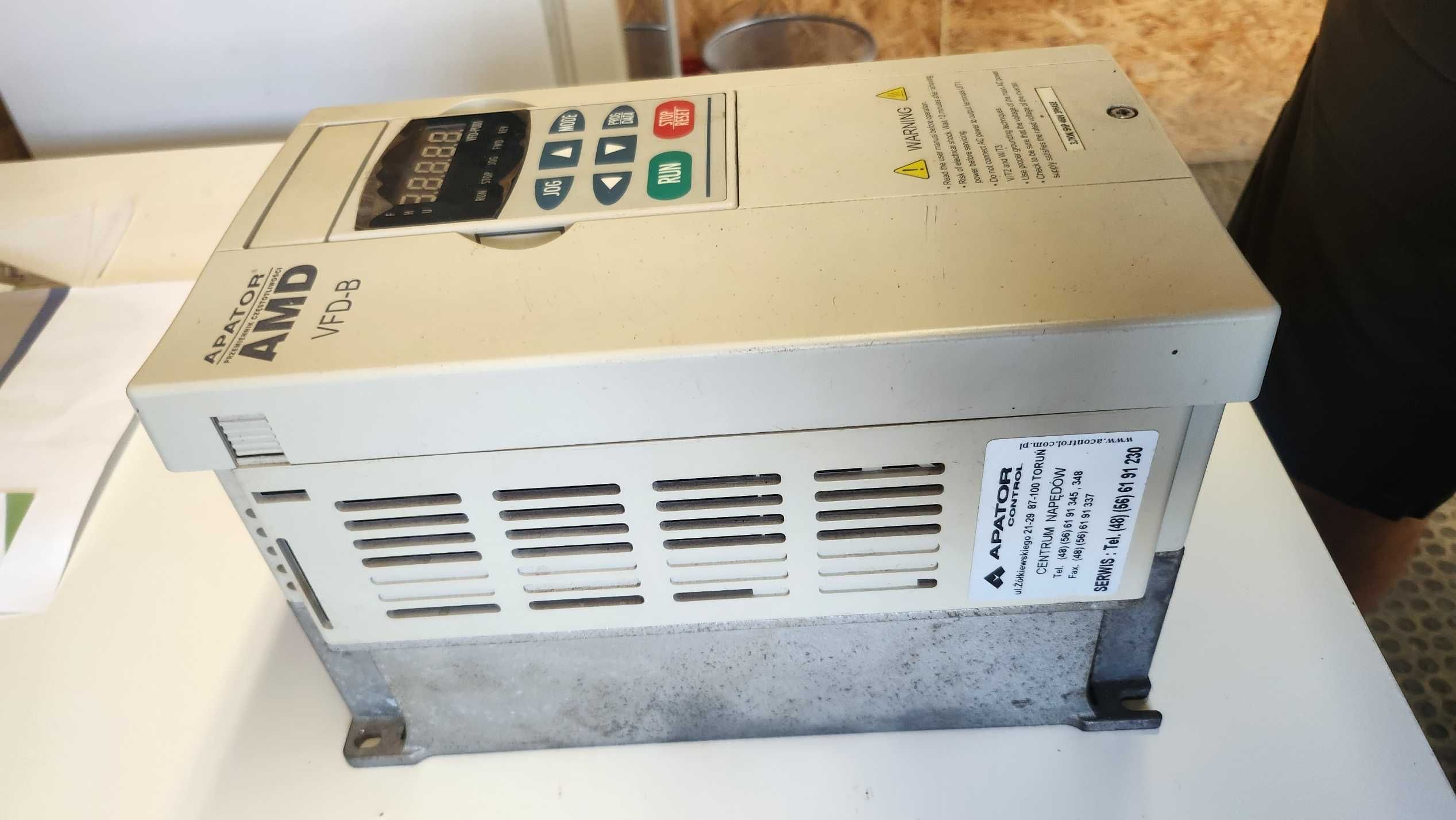 Falownik Apator AMD VFD-B, 3,7kW