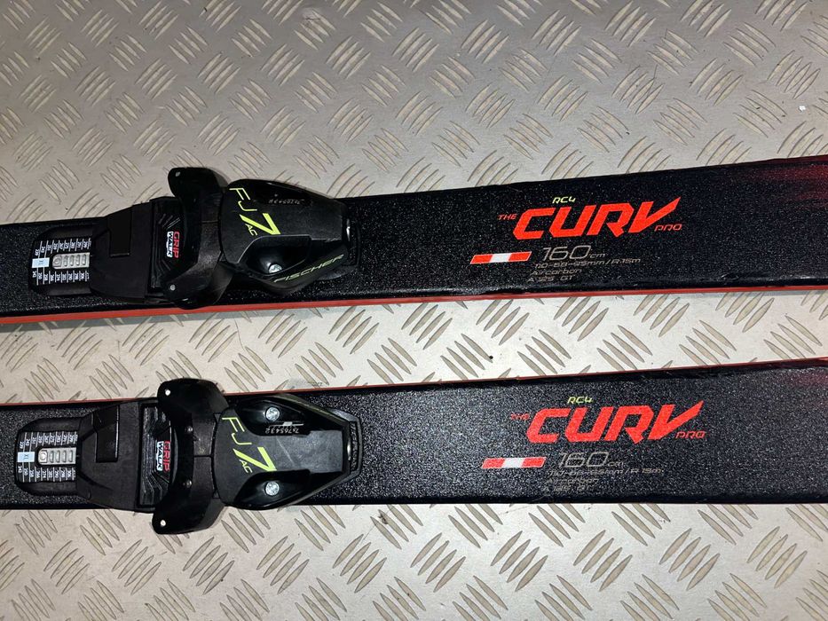 Narty FISCHER RC4 The CURV PRO 160 cm rocker , lekkie !