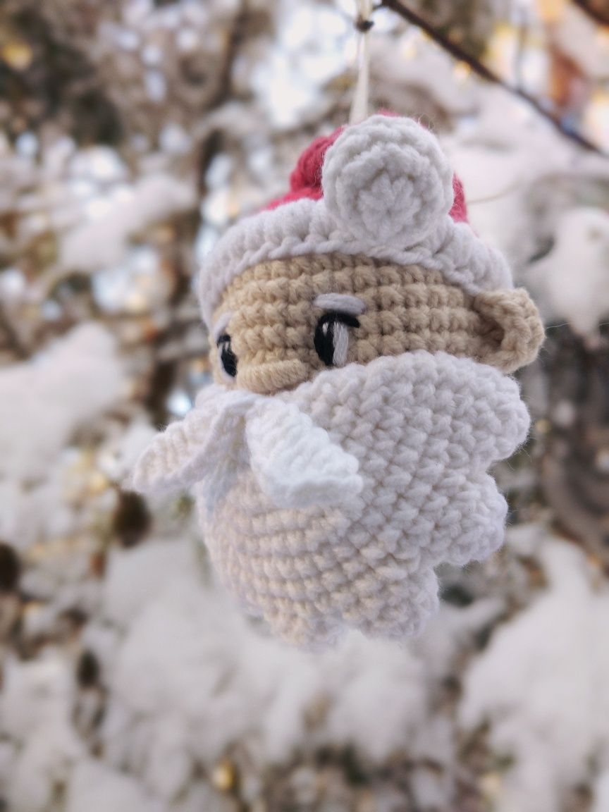 Bombka świąteczna Święty Mikołaj ozdoba choinkowa na szydełku handmade