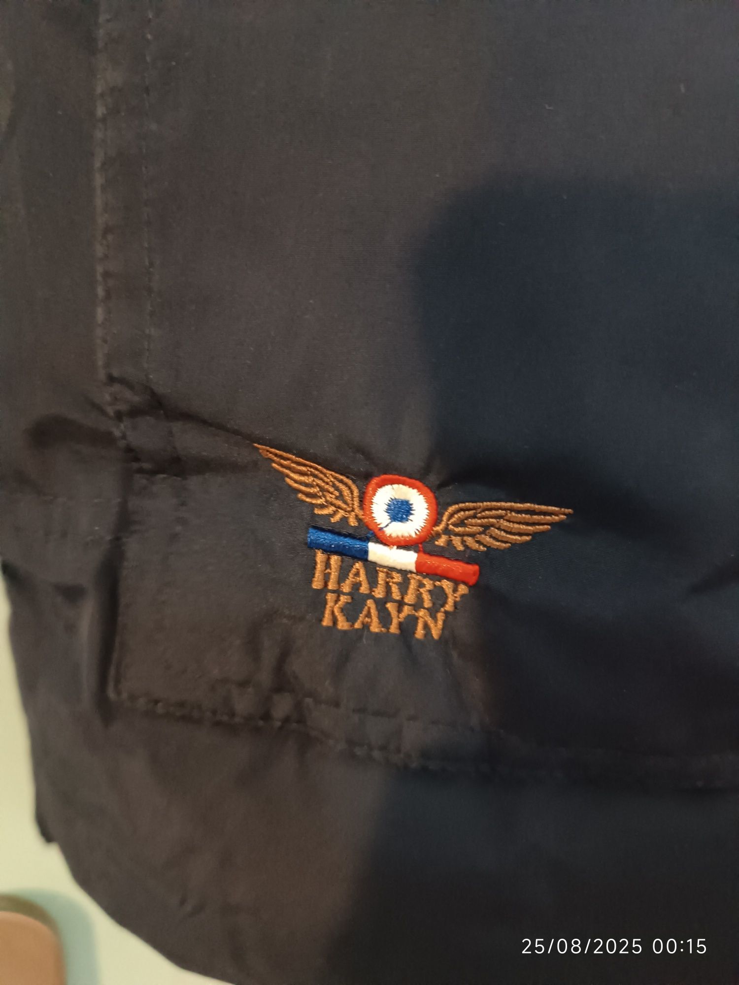 Casaco parca Francês Harry Kayn.
