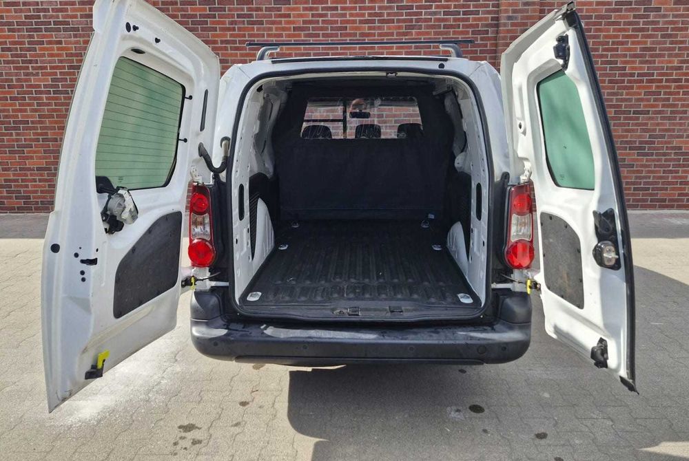 Peugeot Partner Wynajem / Wypożyczalnia samochodów Cito-Rent