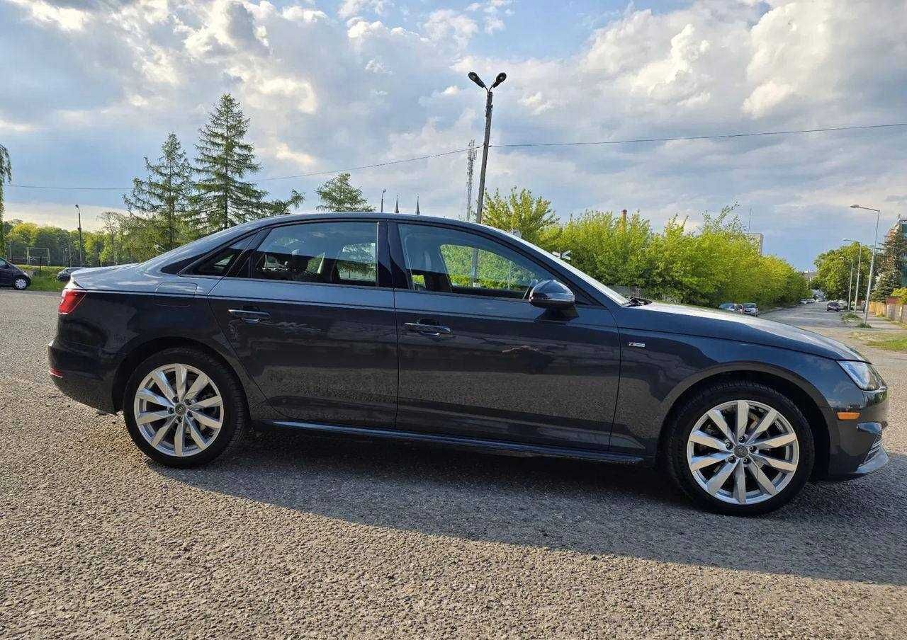 Продам Audi A4 2018 года