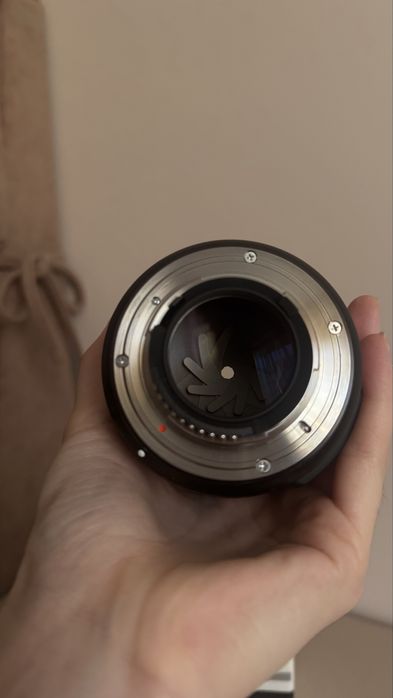 Об'єктив Sigma 35 mm 1.4 nikon