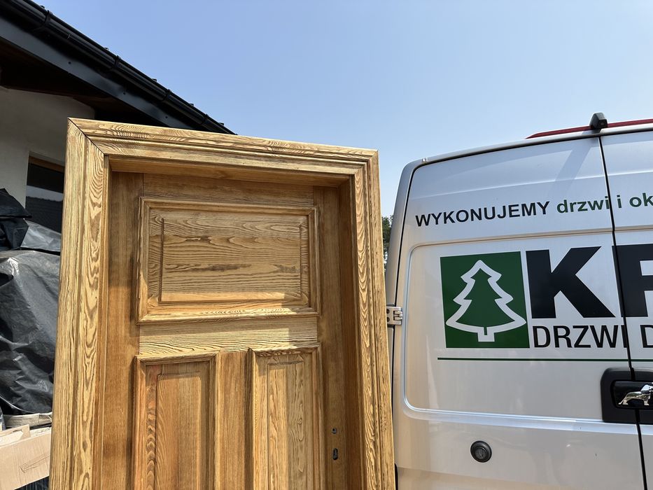 Drzwi lite drewniane szczotkowane postarzane olejowane z regulowaną