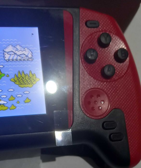 Consola de jogos retrô, adaptada também para televisão (novo).