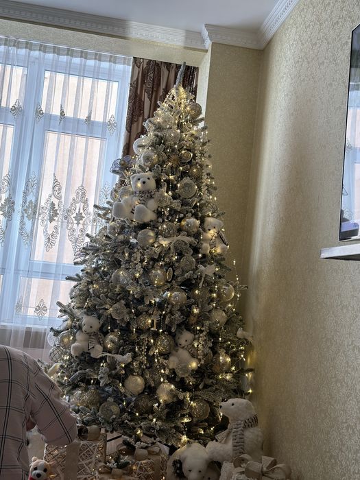 Ялинка засніжена