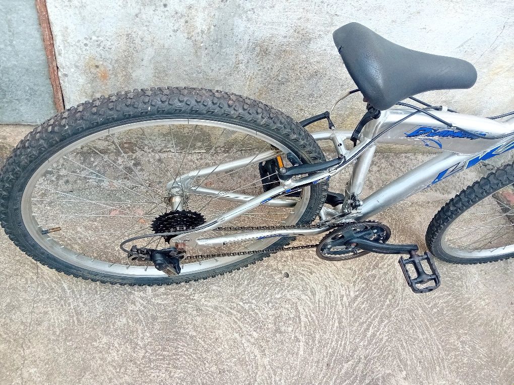 Bicicleta 26 alumínio