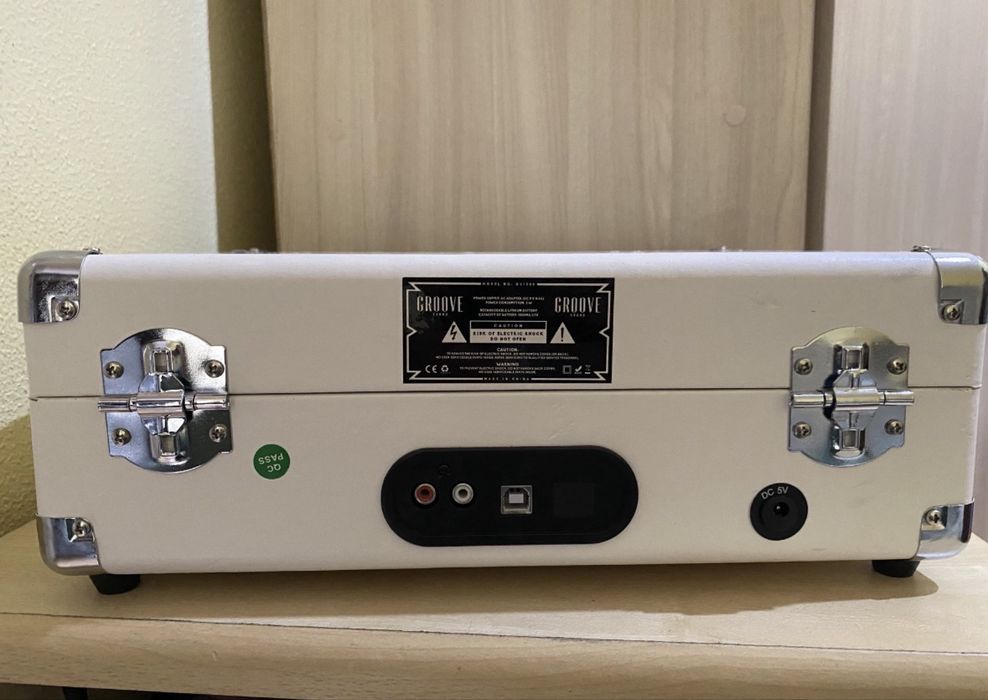 Вініловий програвач GS1000 Groove
