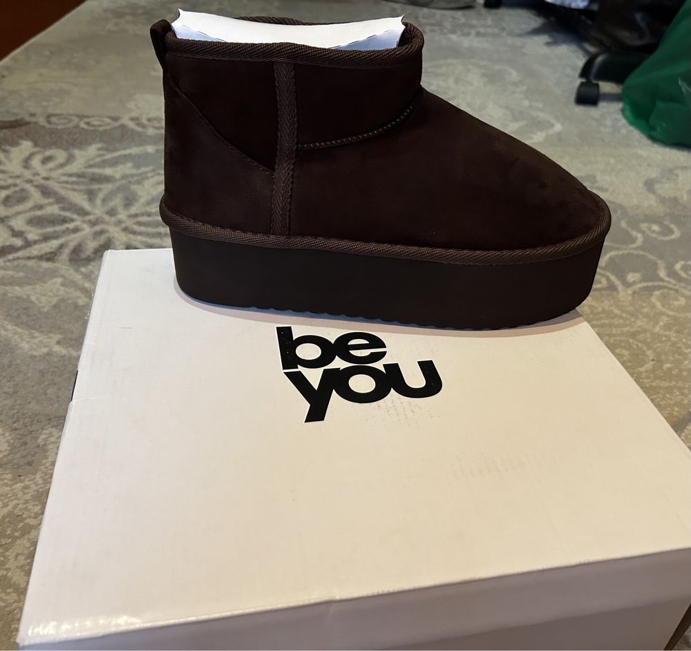 Уггі продам нові оригінаьні американського бренду BE YOU