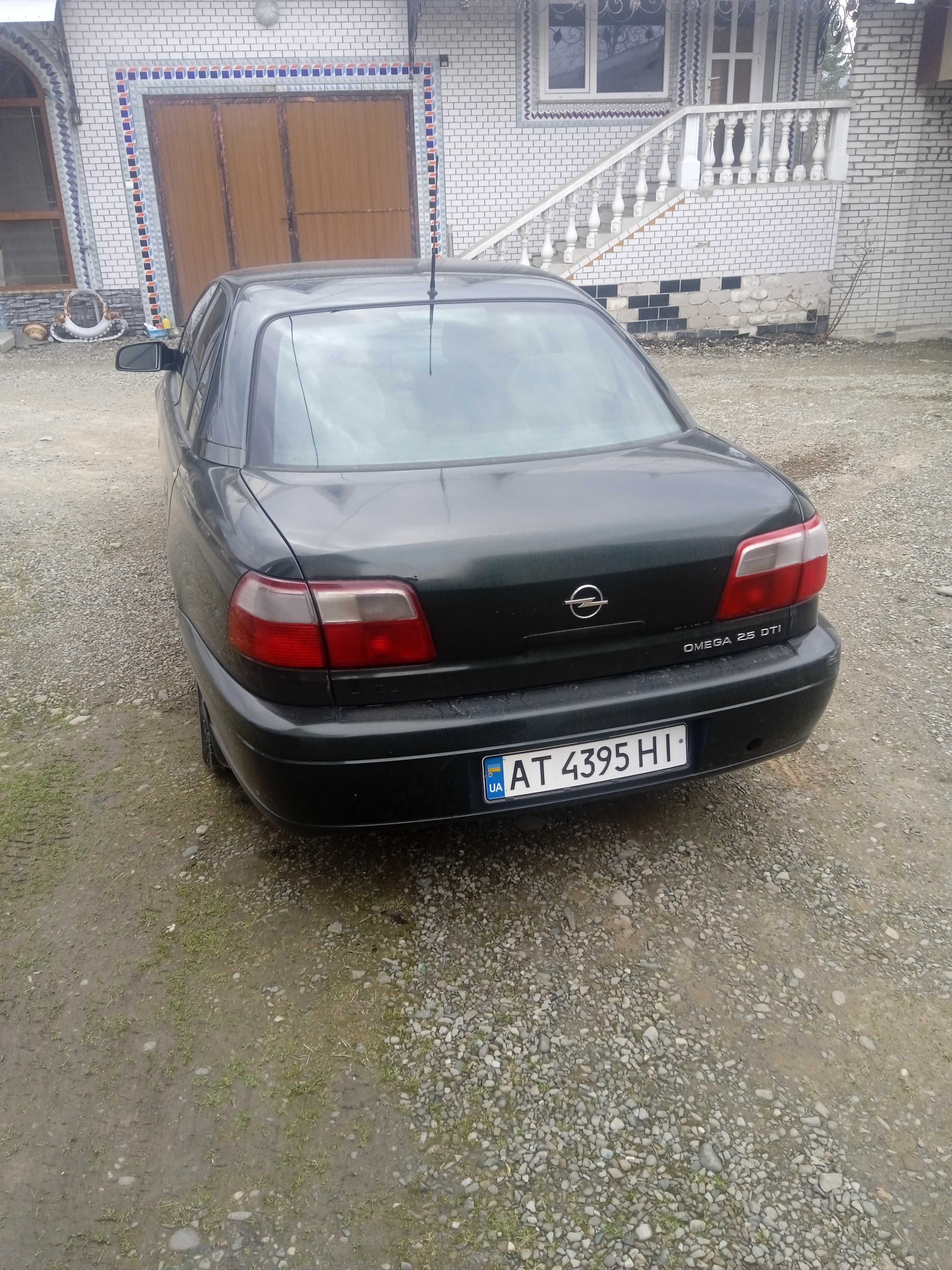 Opel omega 2.5 tdi  2000