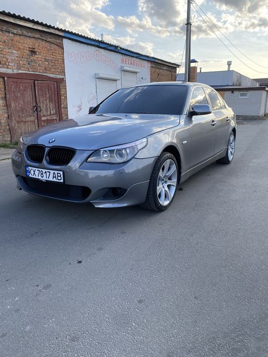 У продажі BMW 5 series