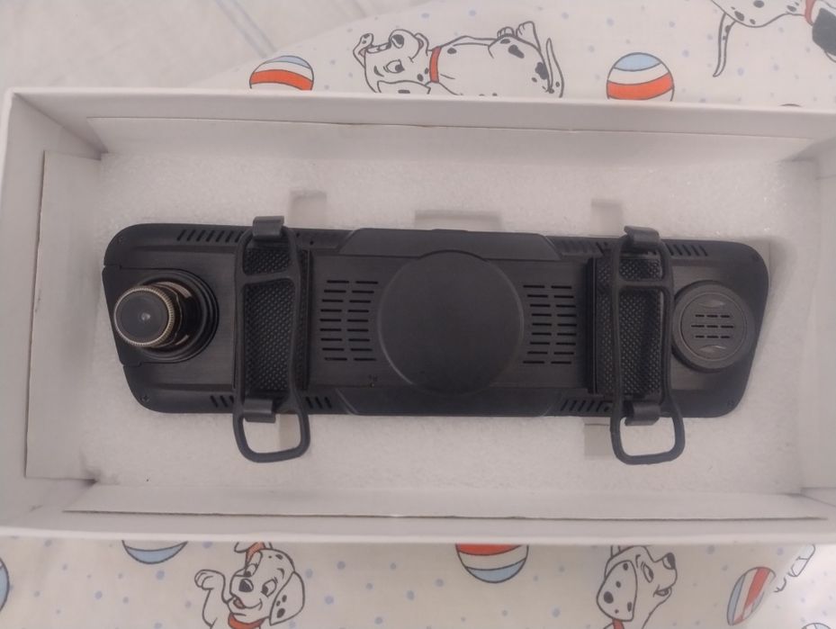 Видеорегистратор зеркало lexand lr40