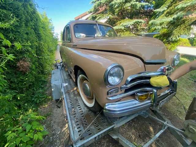 auto samochód do ślubu Warszawa M20 z 1957+rejs łódką po Zegrzu sesje