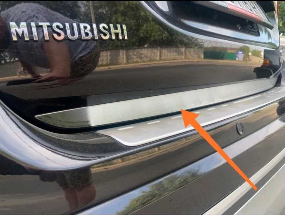 Полоска на багажник, накладка на багажник Mitsubishi Outlander 3