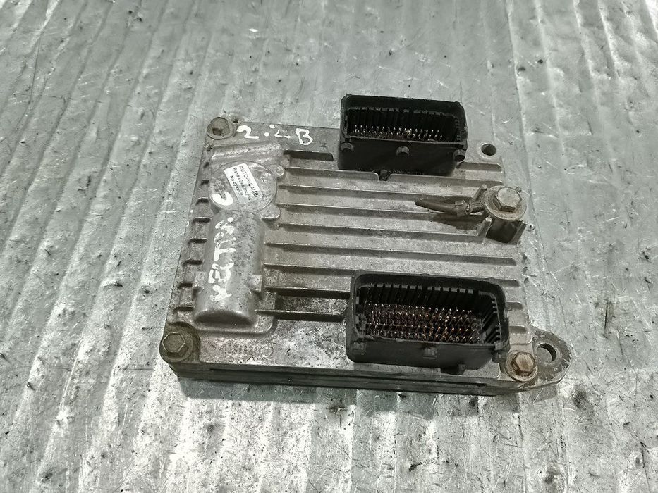 KOMPUTER, STEROWNIK OPEL VECTRA C 5WS08023  S0300914 55351342 2.2 B