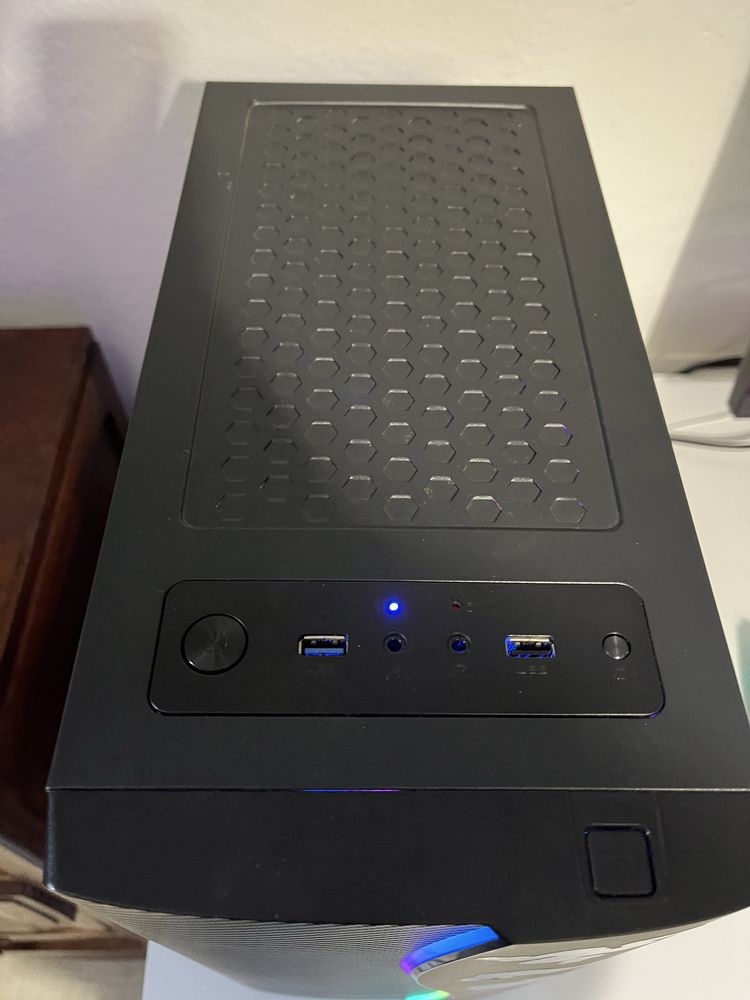 Pc gamer em boas condiçoes