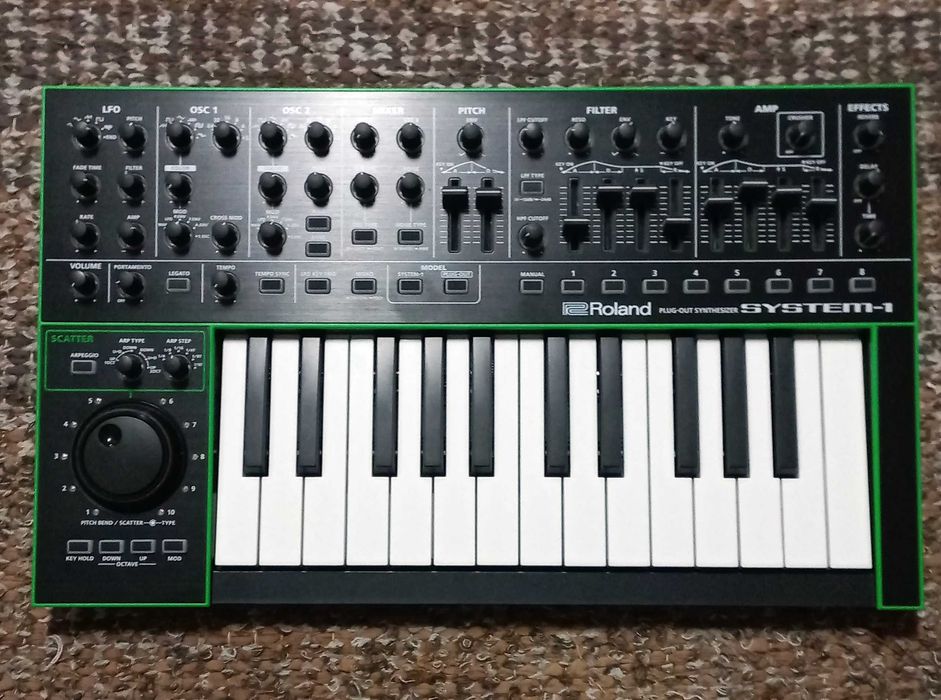 Roland System 1 – 270€