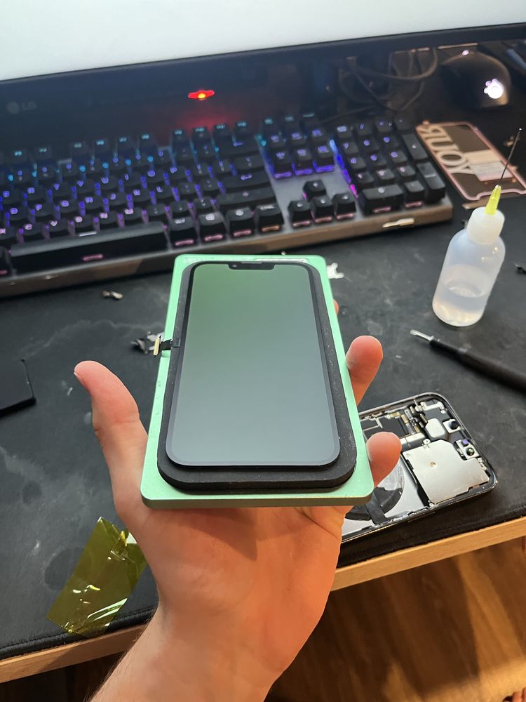 Regeneracja wyświetlaczy iphone