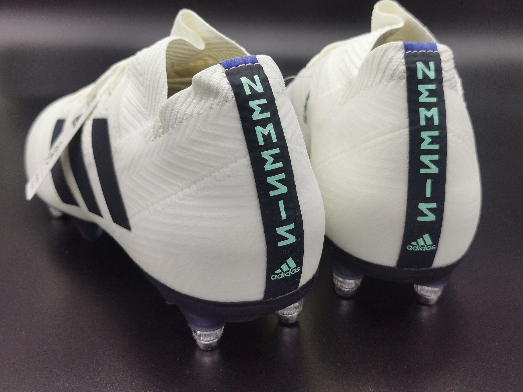 Profesjonalne Adidas Nemeziz 18.1 SG W CG6441 r.36 , 22cm