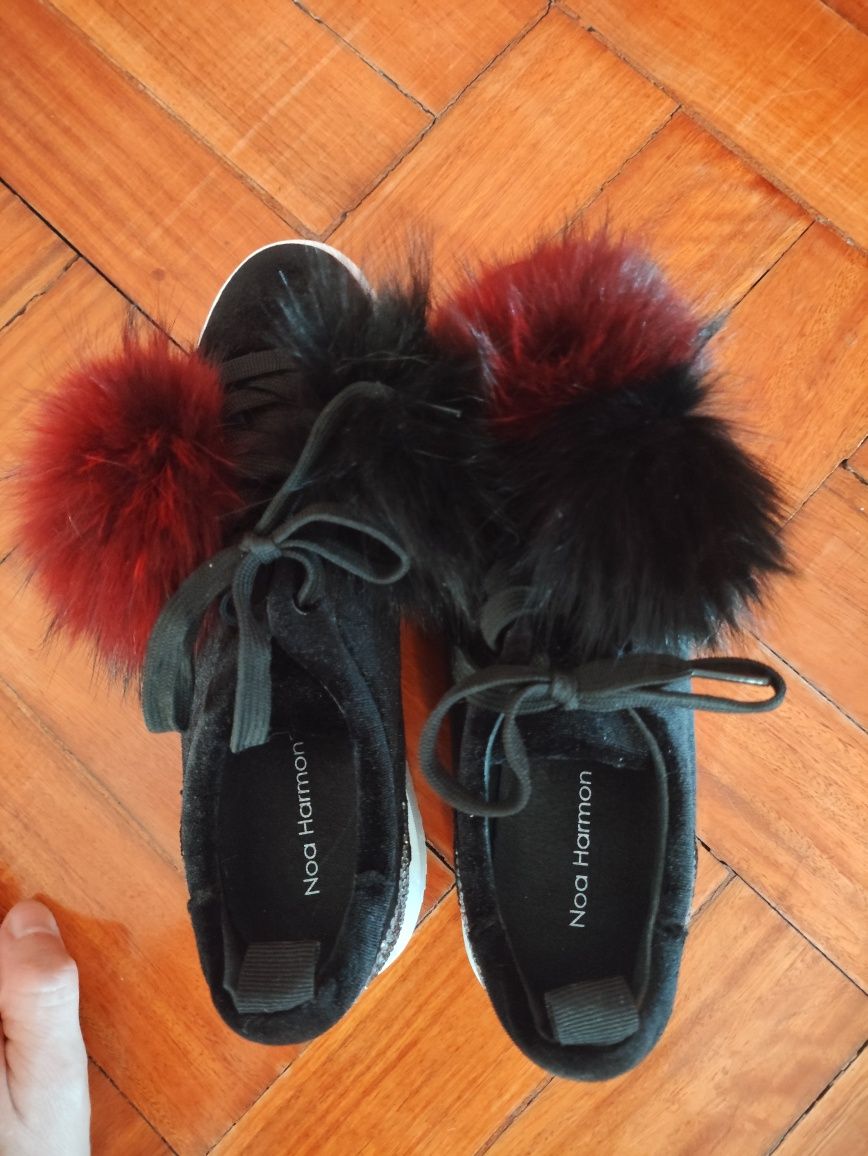 Sapatilhas Noa Harmon 38 novas pretas c/ brilhantes