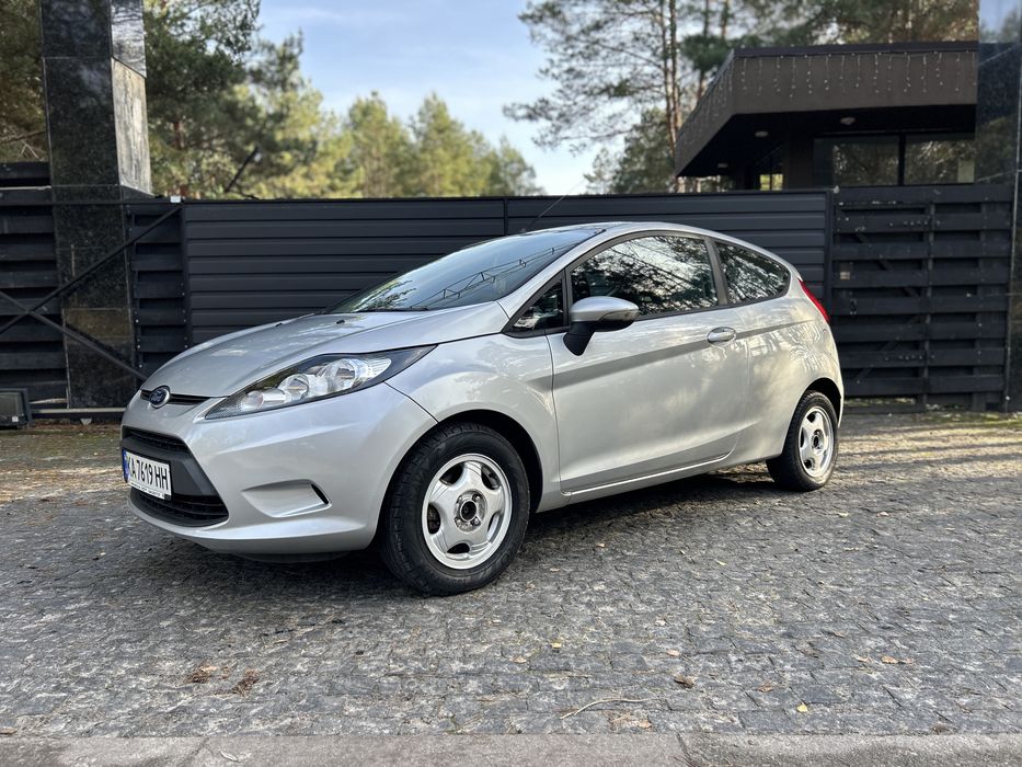 Форд Фієста в чудовому стані