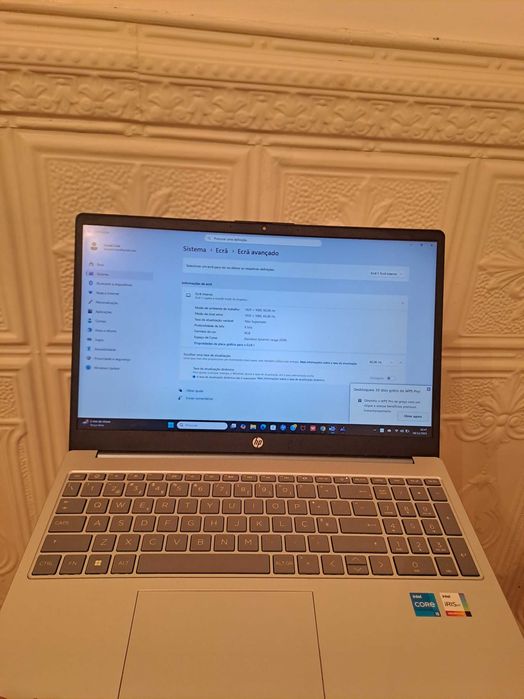 HP LAPTOP Intel(R) Core(TM) i5-1235U 16gb Windows 11 Home