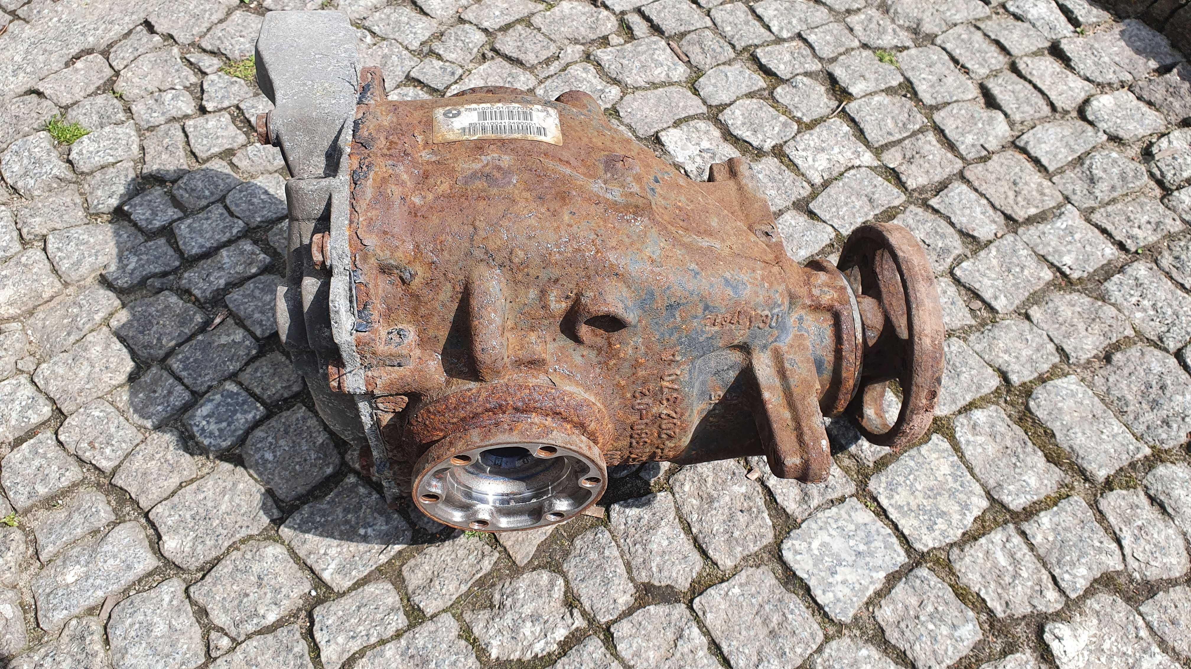 Most tylny dyfer dyferencjał 3,23 BMW E90 E91 318d E87 E82 N47 118d