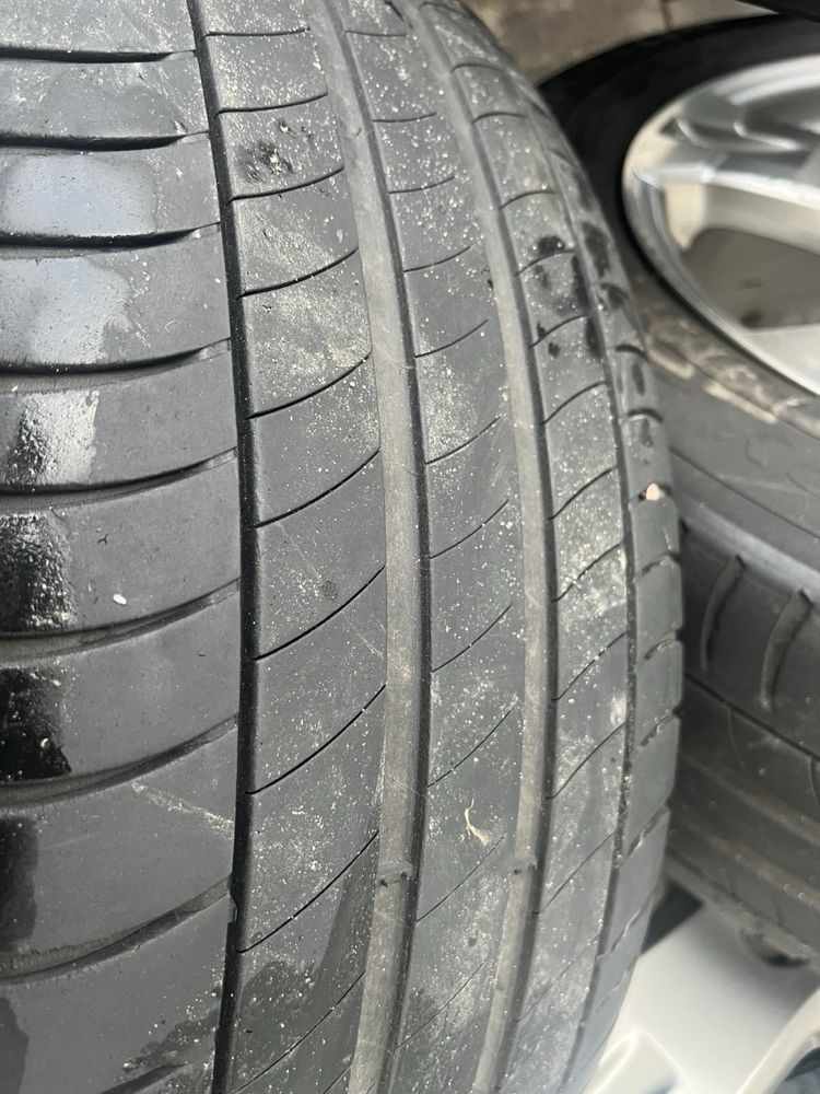 Bridgestone 235/55 R18- 2 шт. - 5мм. Michelin 235/55 R18- 2 шт. - 5мм.