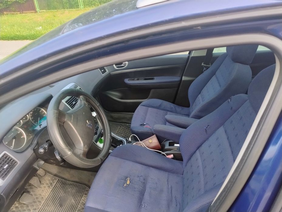 На уверенном ходу! Возможен обмен с доплатой в оби стороны!