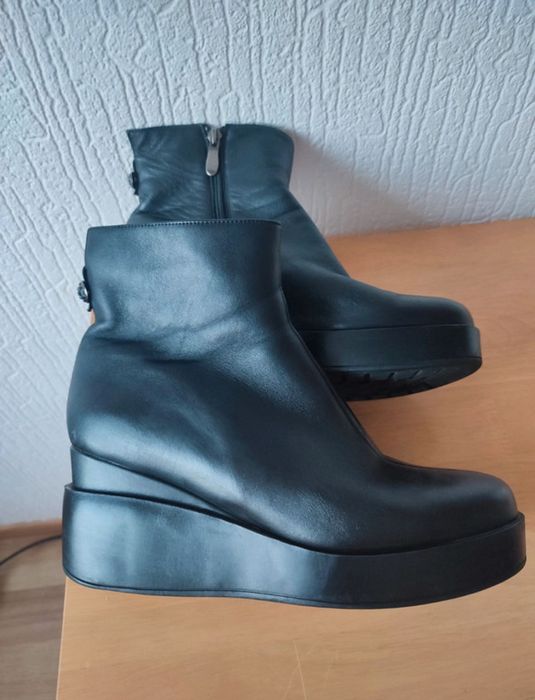 Жіноче взуття справжня шкіра