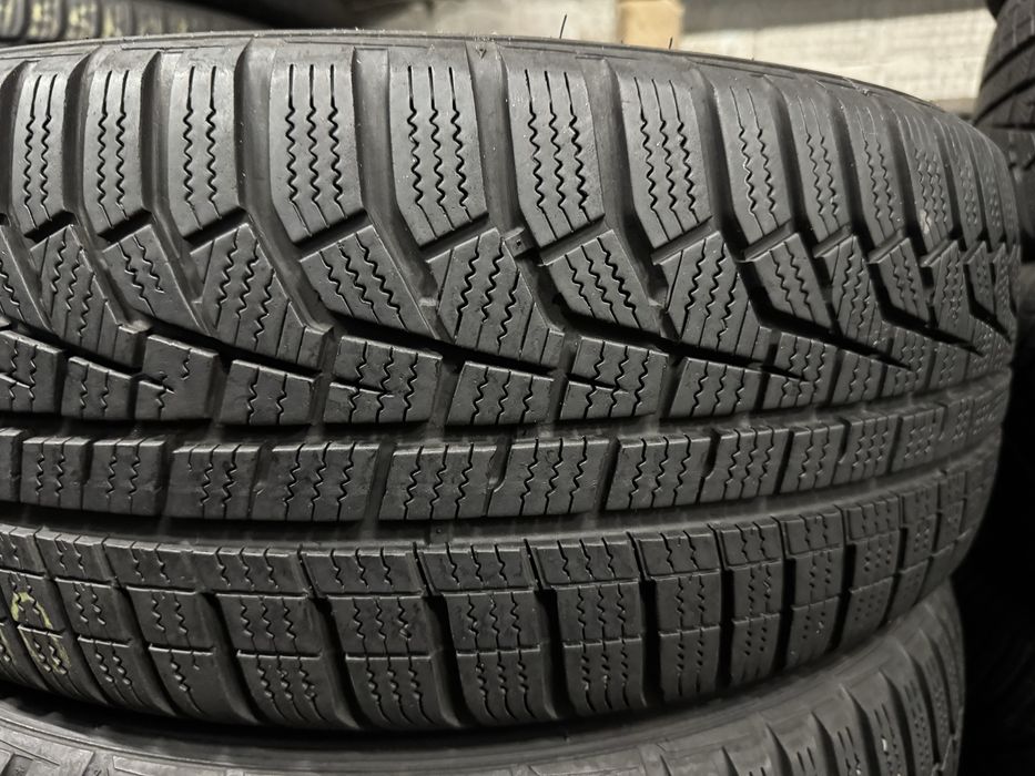 205/55 R17 Hankook I*ceprt EVO2 MO шини б.у зима склад резини