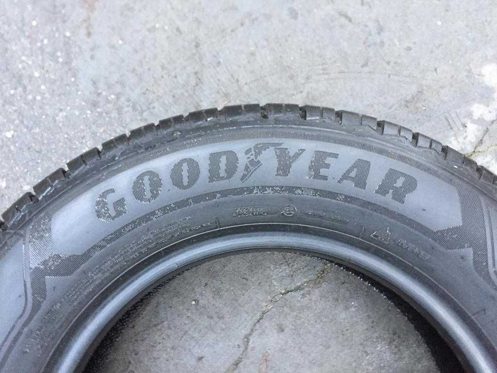 Goodyear Vector 4 Season Cargo 195/75/16C Rok 2021 1x8mm