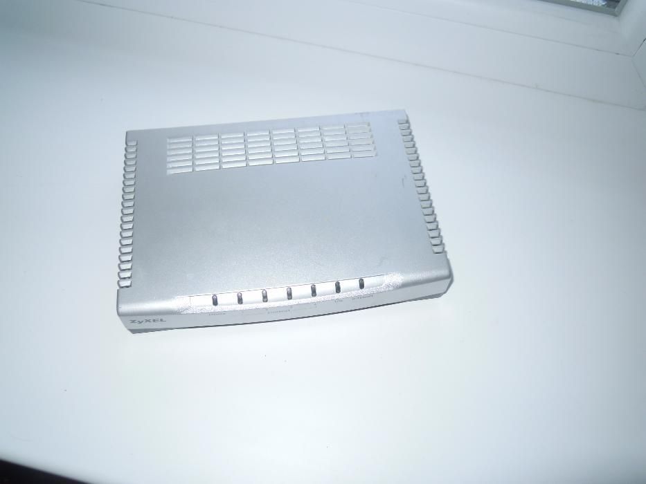 ADSL модем роутер ZyXEL P-660H D1 Triple Play 4-port